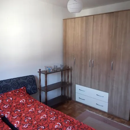 דירה Apartman Jenny טראווניק