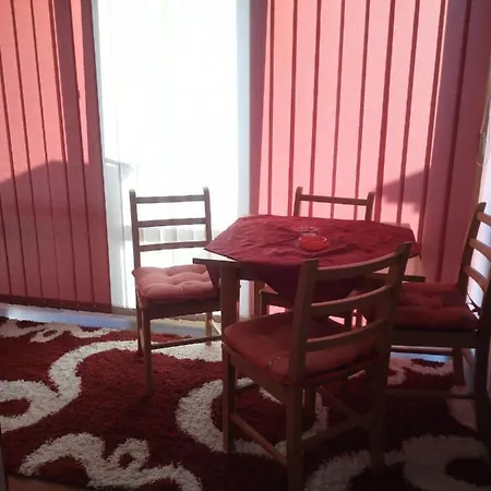 Apartman Jenny * טראווניק